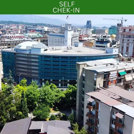 Sky View Luxury Center Skopje Apartments Exterior photo